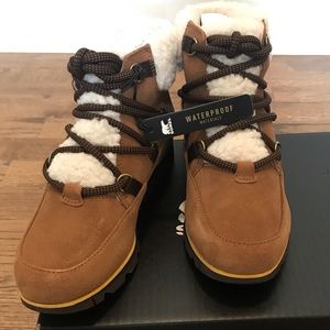 Sorel boots sz 6.5